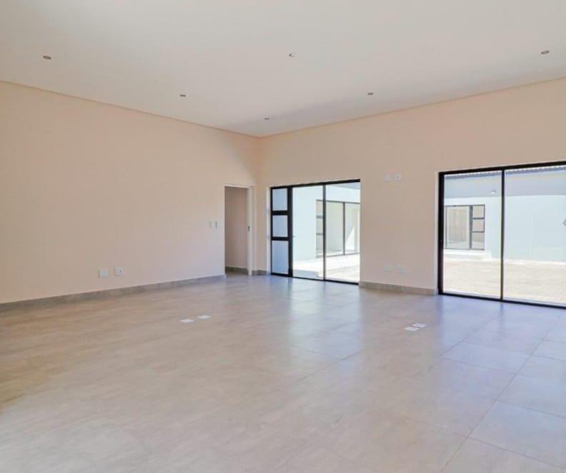Commercial Property for Sale in Brackenhurst Gauteng