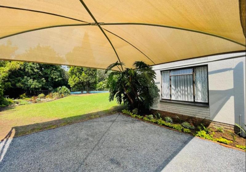4 Bedroom Property for Sale in Brackenhurst Gauteng