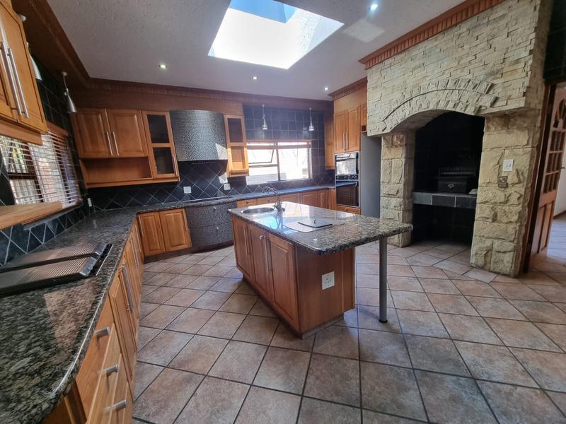5 Bedroom Property for Sale in Meyersdal Gauteng