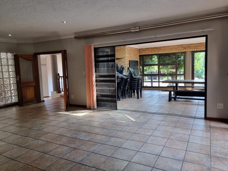 5 Bedroom Property for Sale in Meyersdal Gauteng