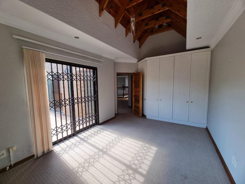 5 Bedroom Property for Sale in Meyersdal Gauteng