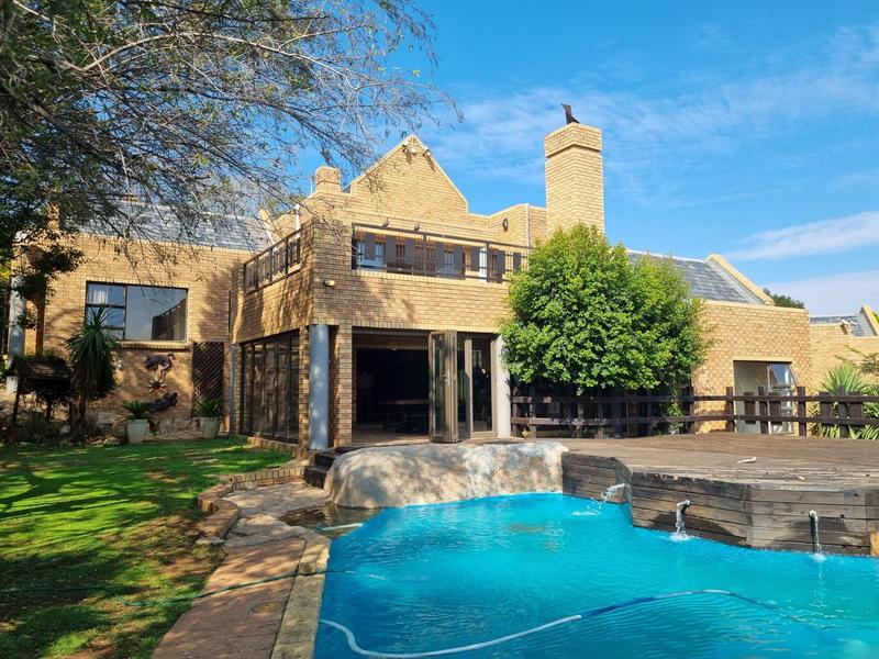 5 Bedroom Property for Sale in Meyersdal Gauteng