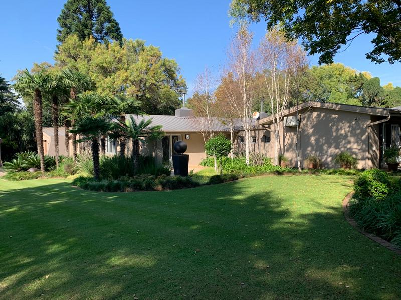 4 Bedroom Property for Sale in Vanderbijlpark SW 5 Gauteng