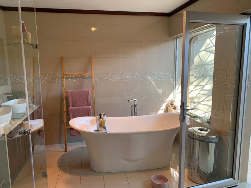 4 Bedroom Property for Sale in Vanderbijlpark SW 5 Gauteng