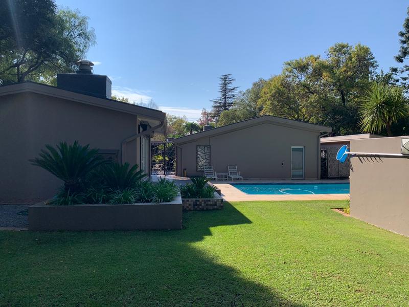 4 Bedroom Property for Sale in Vanderbijlpark SW 5 Gauteng