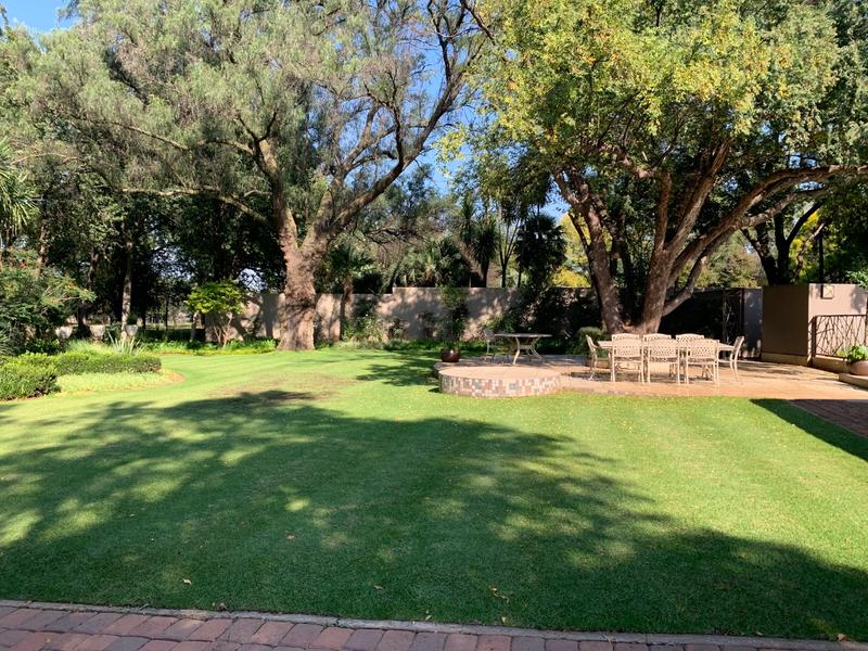 4 Bedroom Property for Sale in Vanderbijlpark SW 5 Gauteng