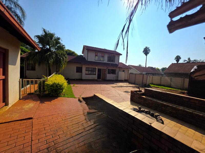 4 Bedroom Property for Sale in Eldorette Gauteng