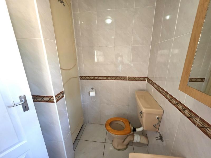 4 Bedroom Property for Sale in Eldorette Gauteng