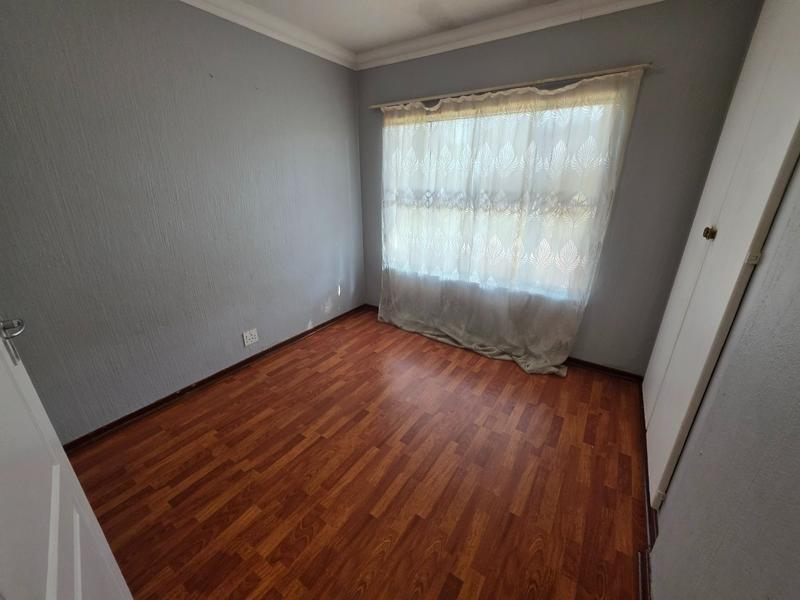 4 Bedroom Property for Sale in Eldorette Gauteng