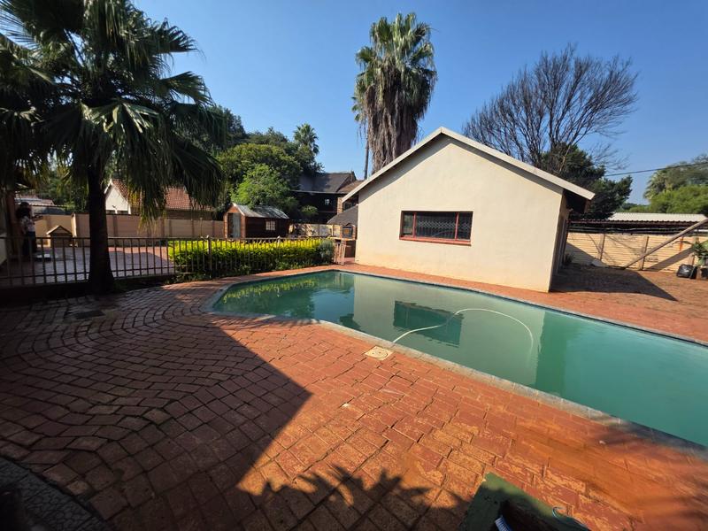 4 Bedroom Property for Sale in Eldorette Gauteng