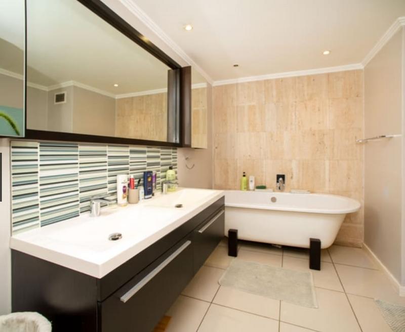 3 Bedroom Property for Sale in Bedfordview Gauteng