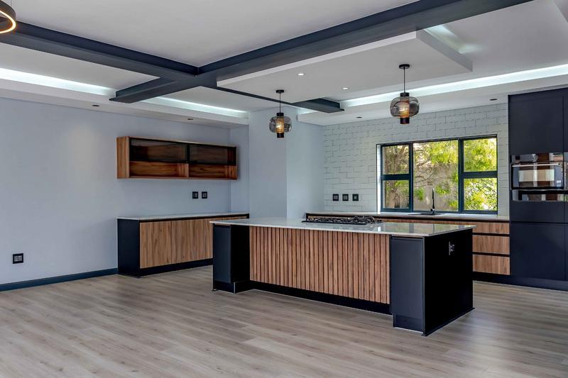 To Let 5 Bedroom Property for Rent in Copperleaf Estate Gauteng