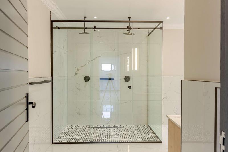 To Let 5 Bedroom Property for Rent in Copperleaf Estate Gauteng