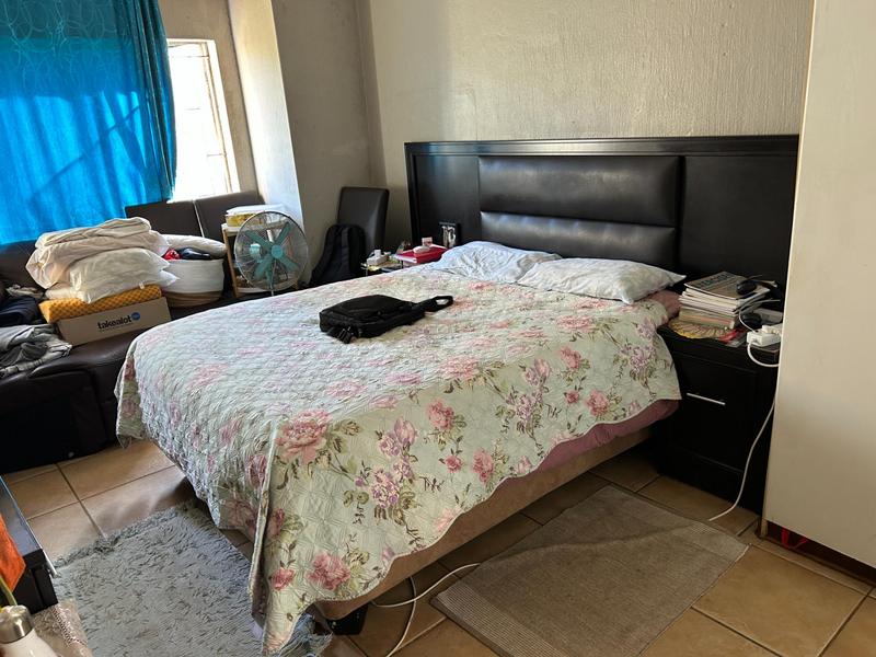 3 Bedroom Property for Sale in Die Hoewes Gauteng