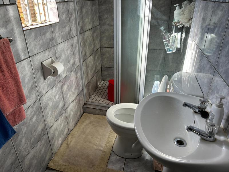 3 Bedroom Property for Sale in Die Hoewes Gauteng