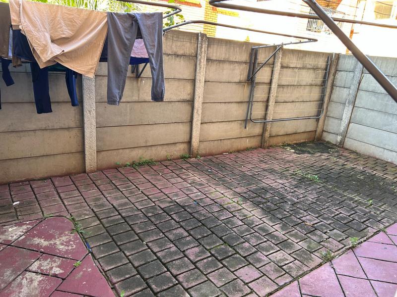 3 Bedroom Property for Sale in Die Hoewes Gauteng