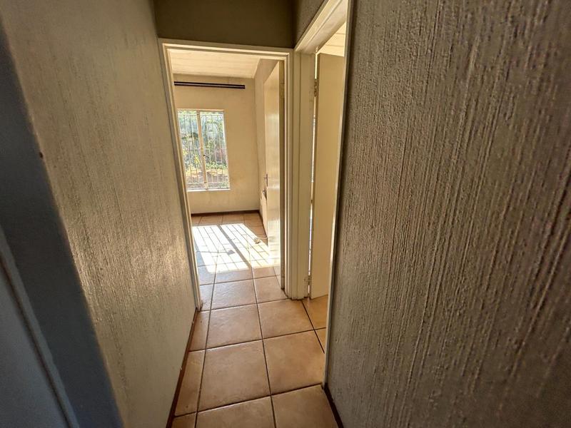 3 Bedroom Property for Sale in Die Hoewes Gauteng