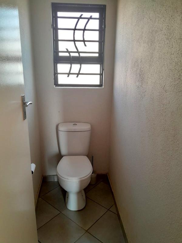 2 Bedroom Property for Sale in Wilfordon Gauteng