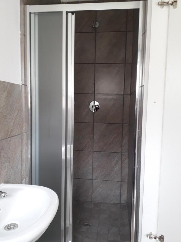To Let 2 Bedroom Property for Rent in Groblerpark Gauteng
