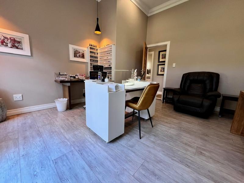 4 Bedroom Property for Sale in Midstream Ridge Gauteng