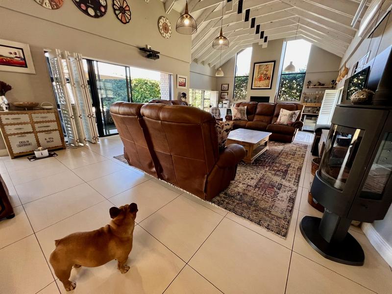4 Bedroom Property for Sale in Midstream Ridge Gauteng