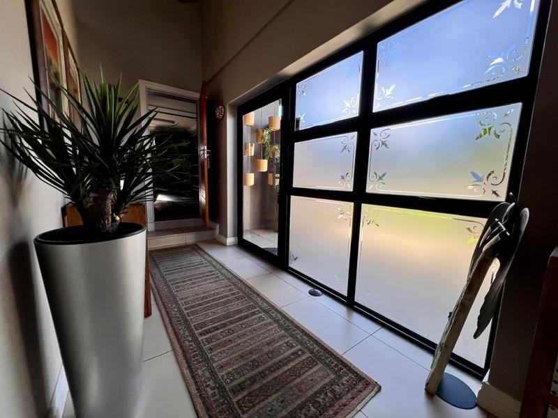 4 Bedroom Property for Sale in Midstream Ridge Gauteng