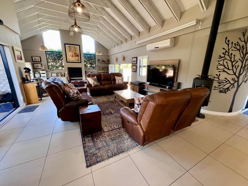 4 Bedroom Property for Sale in Midstream Ridge Gauteng