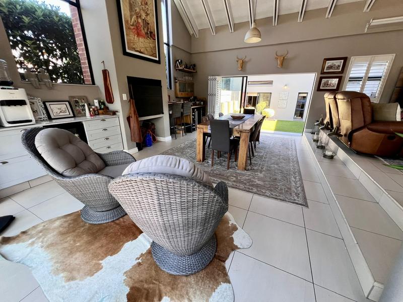 4 Bedroom Property for Sale in Midstream Ridge Gauteng
