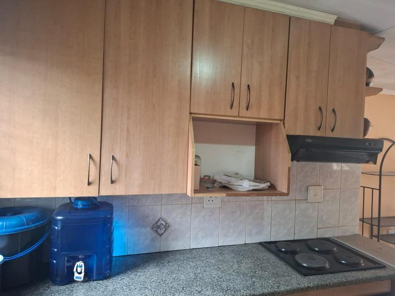 4 Bedroom Property for Sale in Clayville Gauteng