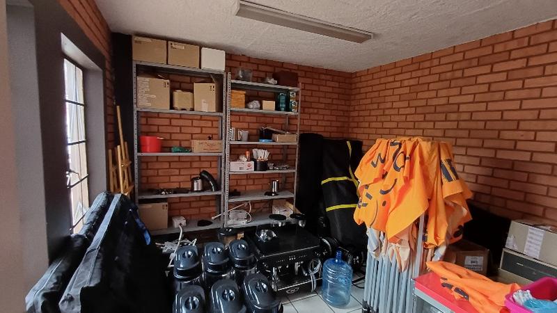 Commercial Property for Sale in Hennopspark Gauteng