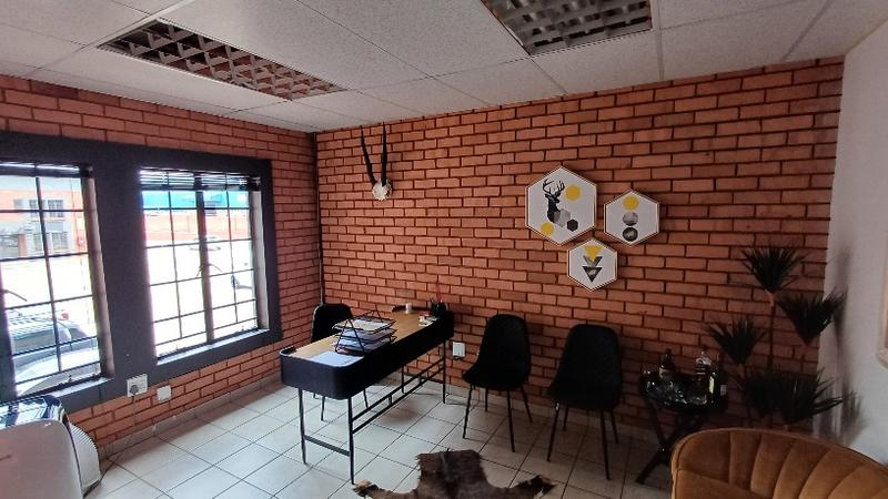 Commercial Property for Sale in Hennopspark Gauteng