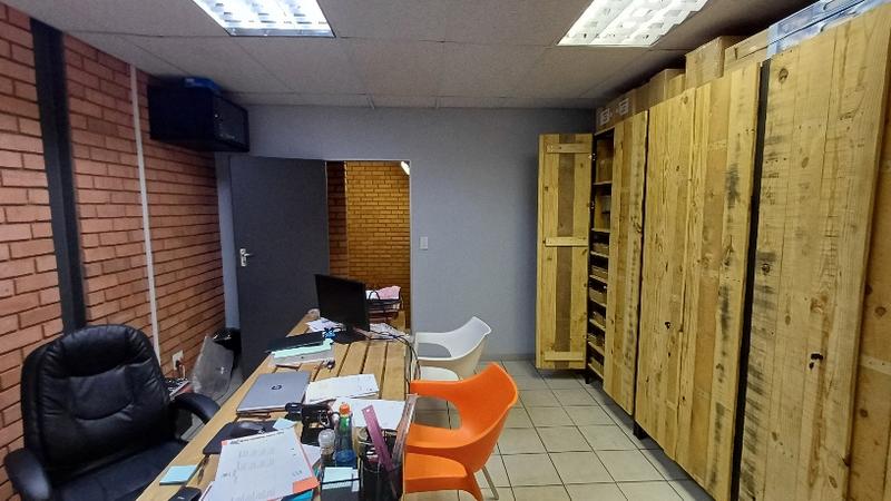 Commercial Property for Sale in Hennopspark Gauteng