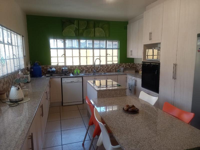 3 Bedroom Property for Sale in Bezuidenhout Valley Gauteng