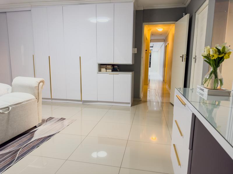 4 Bedroom Property for Sale in Kibler Park Gauteng