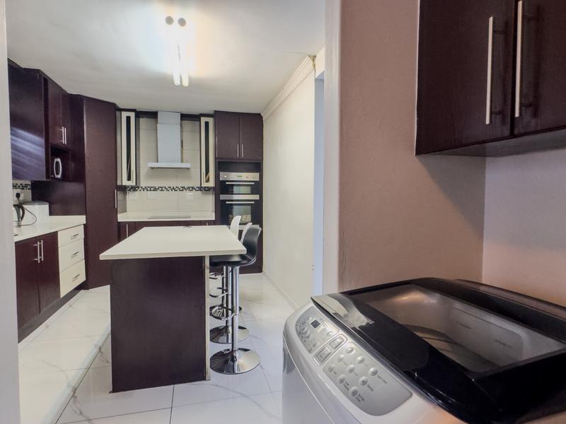4 Bedroom Property for Sale in Kibler Park Gauteng