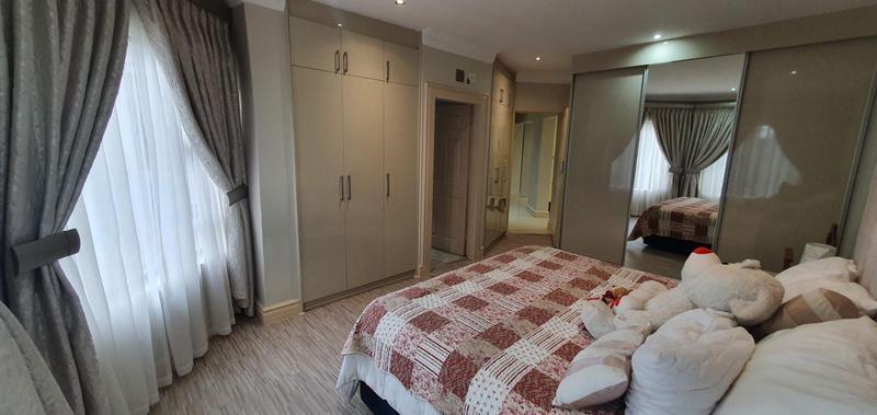 4 Bedroom Property for Sale in Cornwall Hill Gauteng