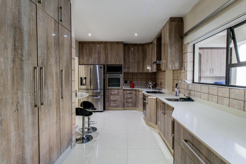 4 Bedroom Property for Sale in Cornwall Hill Gauteng
