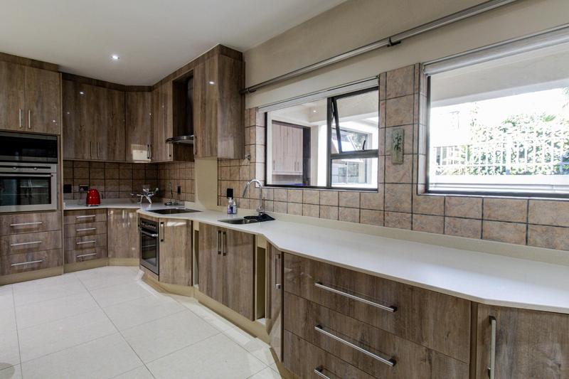 4 Bedroom Property for Sale in Cornwall Hill Gauteng