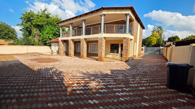 5 Bedroom Property for Sale in Doornpoort Gauteng