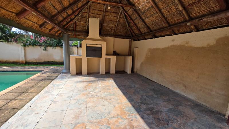 5 Bedroom Property for Sale in Doornpoort Gauteng