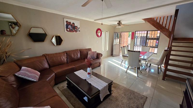 5 Bedroom Property for Sale in Doornpoort Gauteng