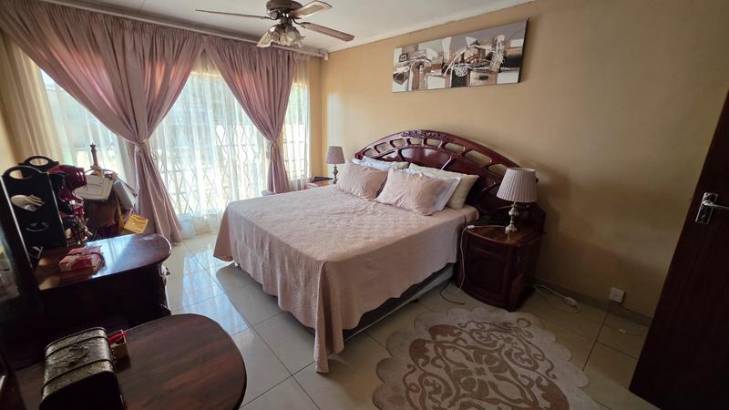 5 Bedroom Property for Sale in Doornpoort Gauteng