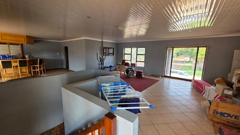 5 Bedroom Property for Sale in Doornpoort Gauteng