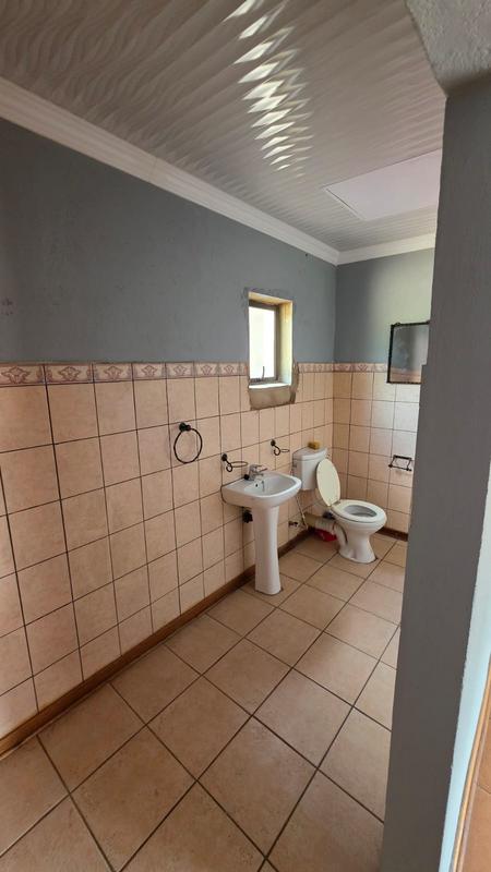 5 Bedroom Property for Sale in Doornpoort Gauteng