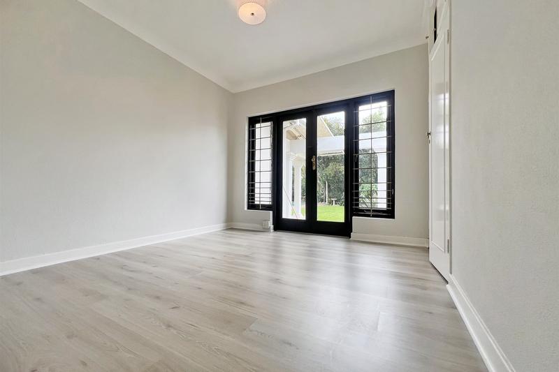 To Let 3 Bedroom Property for Rent in Sandown Gauteng