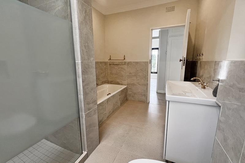 To Let 3 Bedroom Property for Rent in Sandown Gauteng