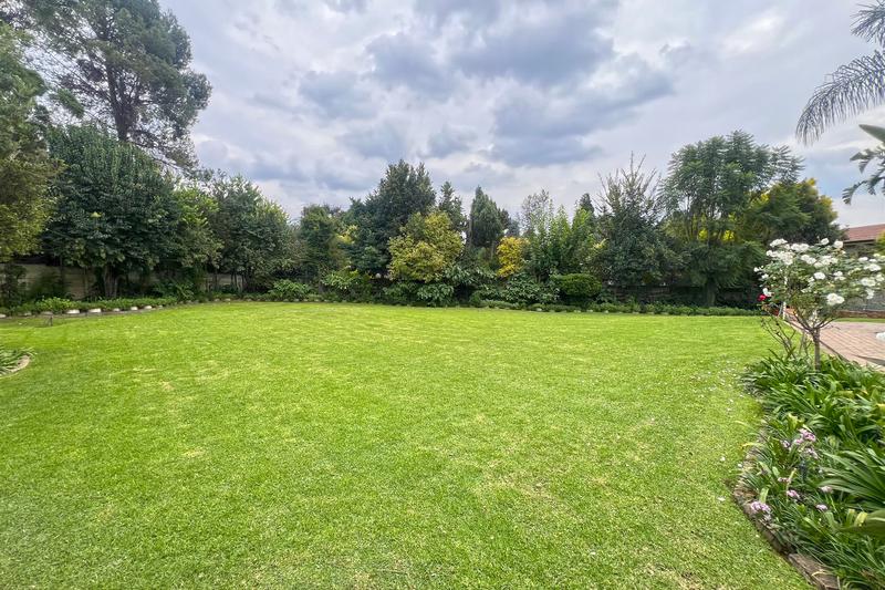 To Let 3 Bedroom Property for Rent in Sandown Gauteng