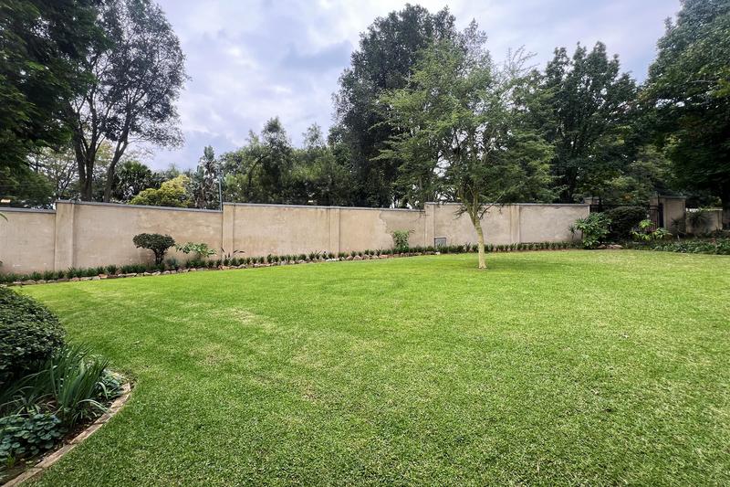 To Let 3 Bedroom Property for Rent in Sandown Gauteng