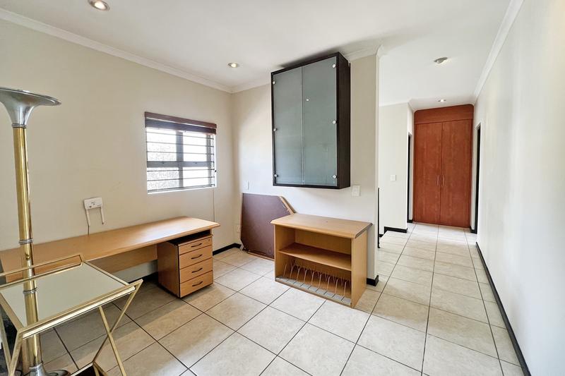3 Bedroom Property for Sale in Sandown Gauteng