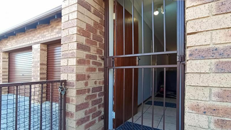 3 Bedroom Property for Sale in Amberfield Gauteng
